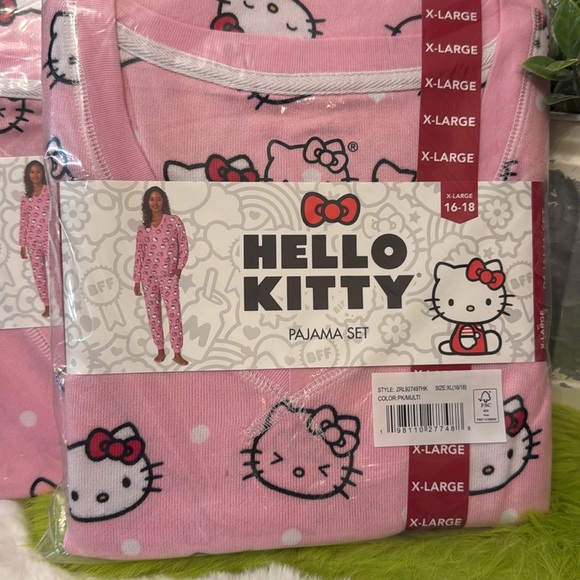 Hello Kitty Pink Pajama Set Various Sizes - Picture 5 of 11